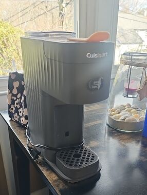 Cuisinart Compact Single-Serve Coffee Maker in Matte Black